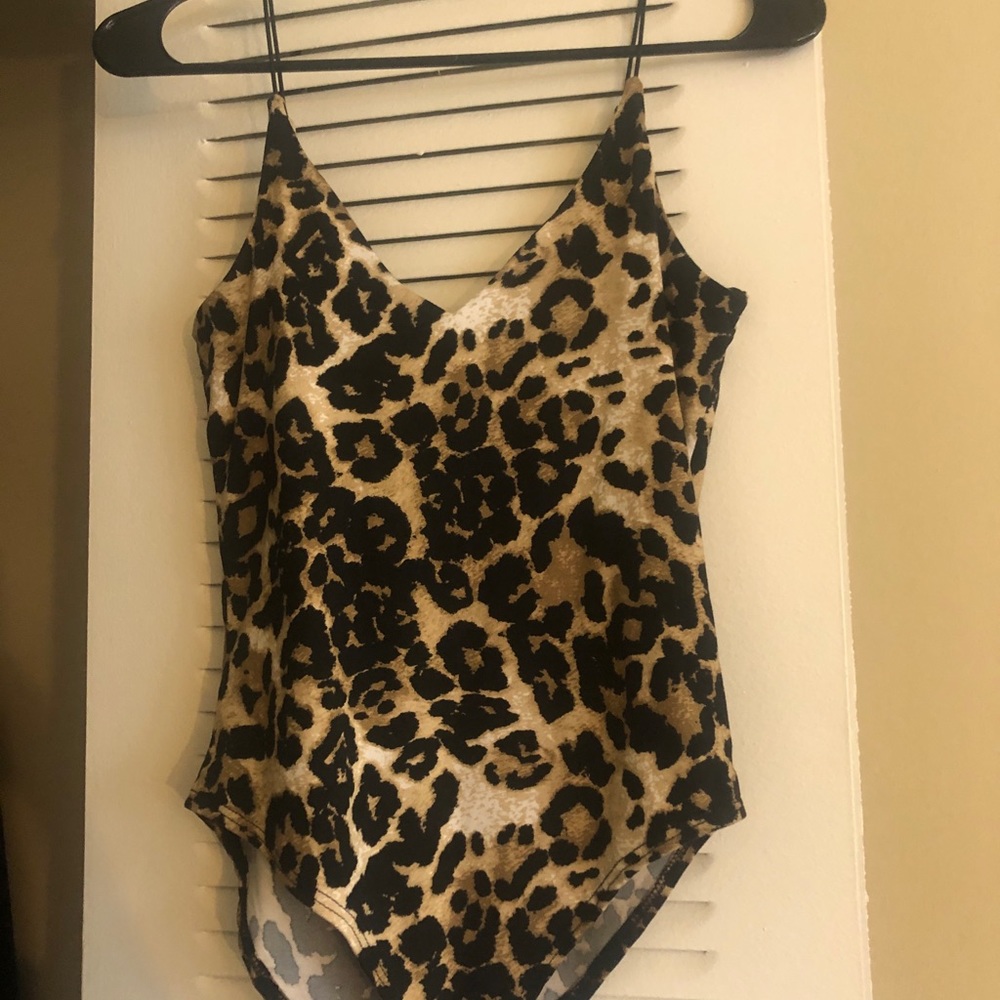 SOLD - 5 for $30 4 bodysuits